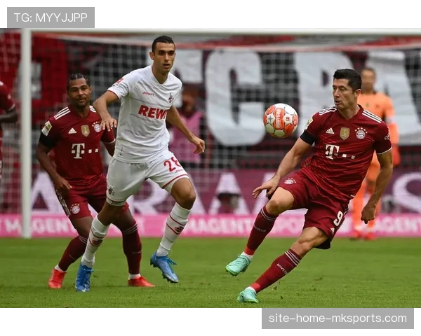 拜仁慕尼黑主帅战术调整 德甲联赛十轮不败证明执教能力